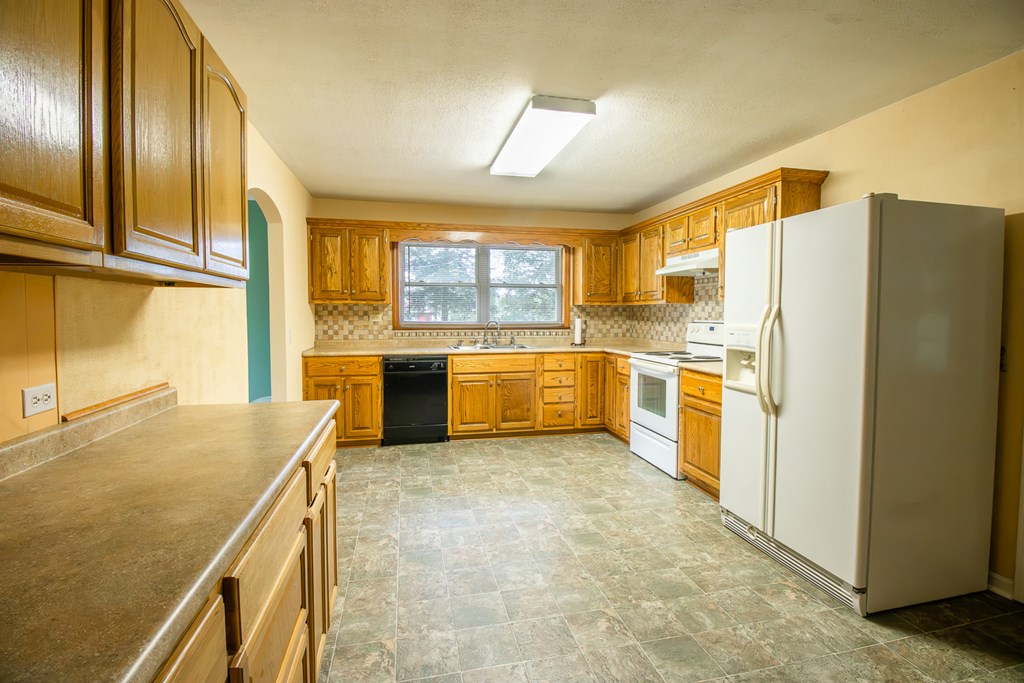 113 Cochran Road Chatsworth, GA 30705 - Photo 8 of 22