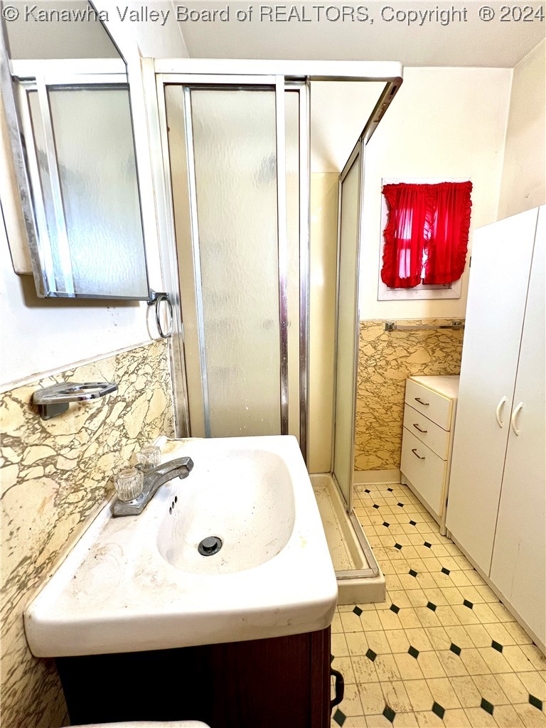 902 Rutledge Road Charleston, WV 25311 - Photo 15 of 42 Gallery Image 15