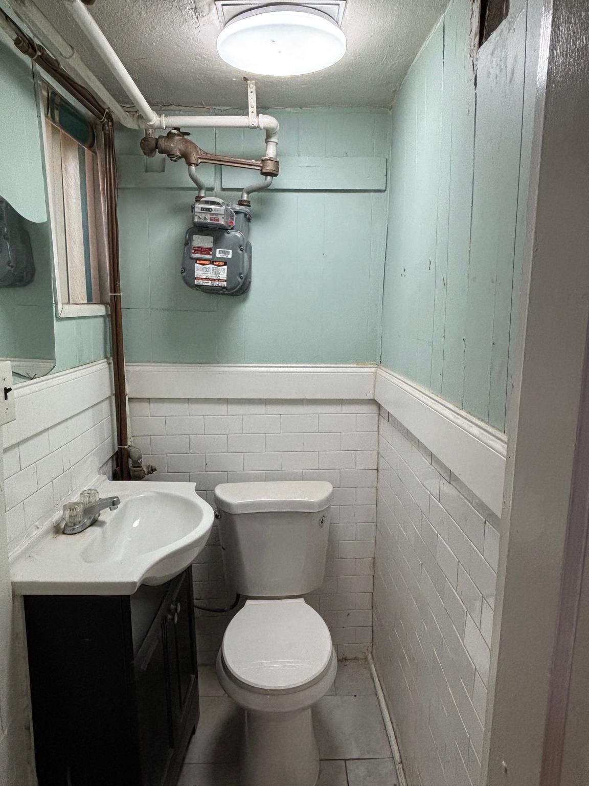 6658 Rutland Street Philadelphia, PA 19149 - Photo 17 of 22 Half bath in basement