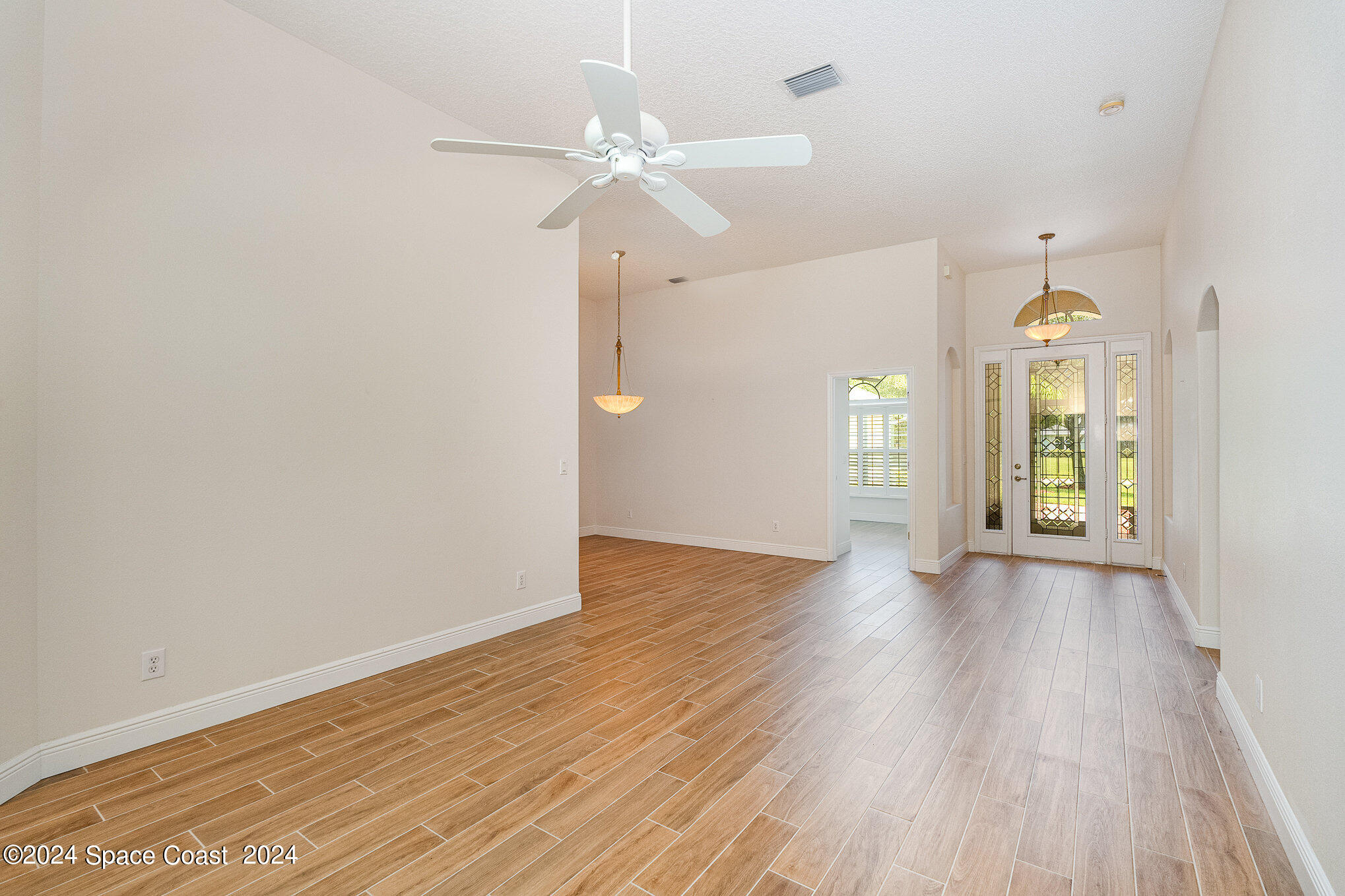 4333 Davidia Drive Melbourne, FL 32934 - Photo 17 of 44 Formal living room
