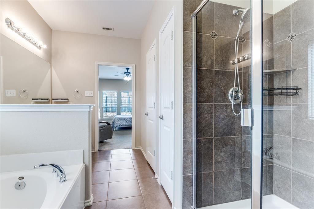 3602 Spring Run Lane Melissa, TX 75454 - Photo 19 of 29 Separate standing shower and large tub