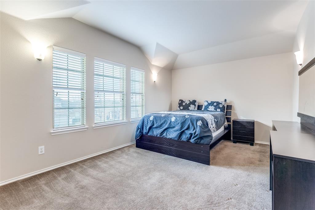 3602 Spring Run Lane Melissa, TX 75454 - Photo 22 of 29 Upstairs Bedroom
