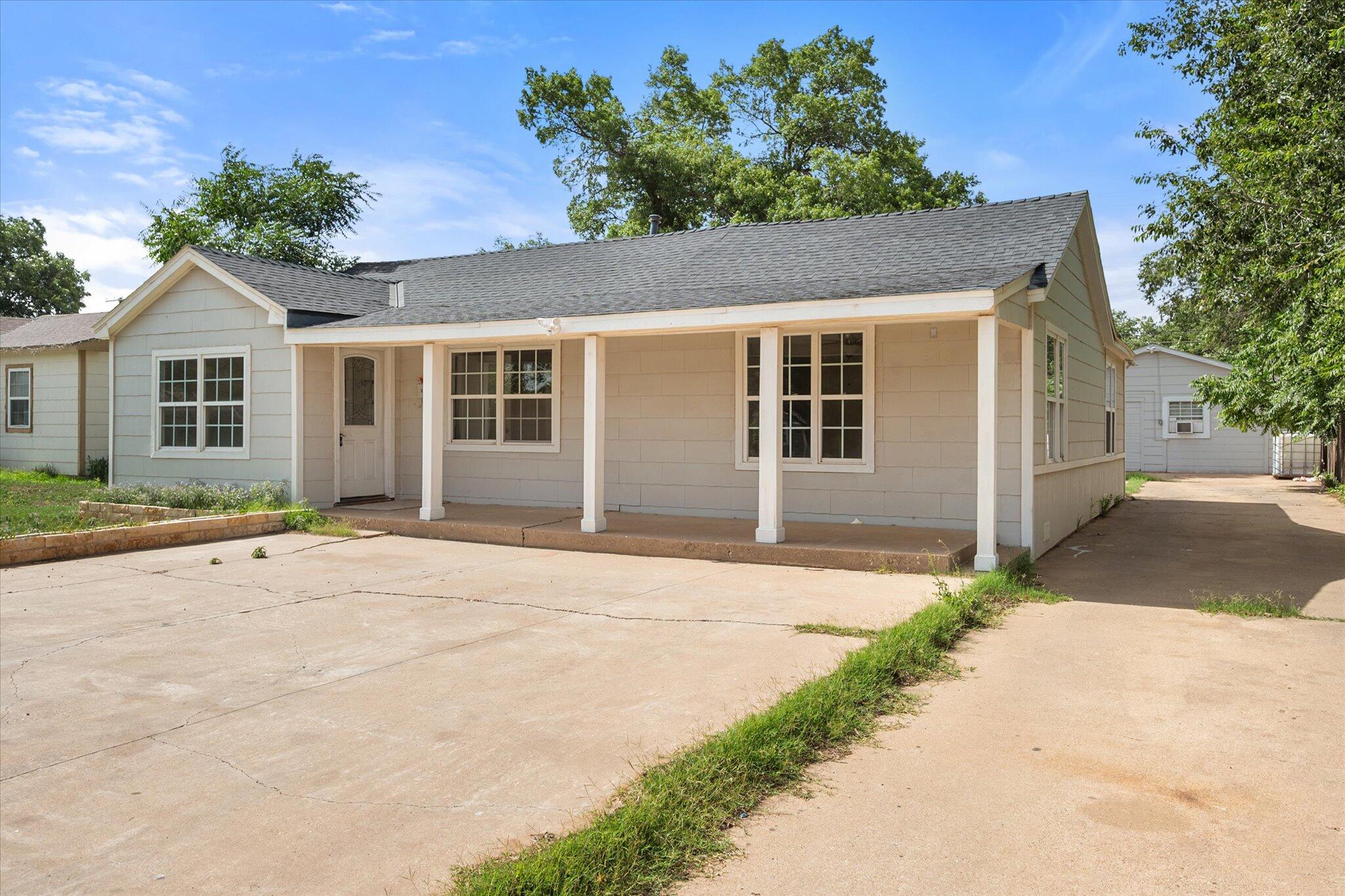 2014 40th Street Lubbock, TX 79412 - Photo 1 of 30 10-2014 40th_9238