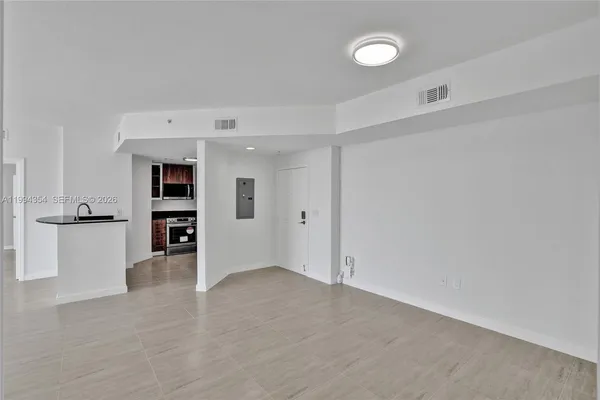 $3,500 | 7900 Harbor Island Drive, Unit 711, North Bay Village, FL 33141