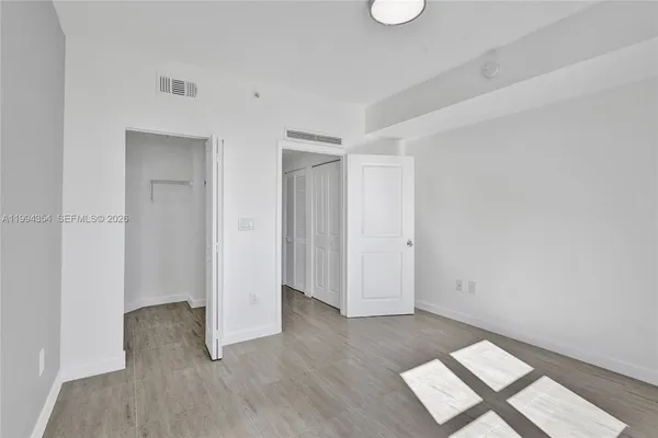 $3,500 | 7900 Harbor Island Drive, Unit 711, North Bay Village, FL 33141