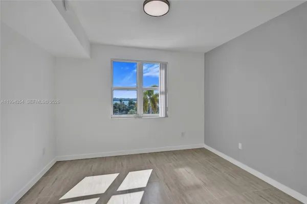 $3,500 | 7900 Harbor Island Drive, Unit 711, North Bay Village, FL 33141