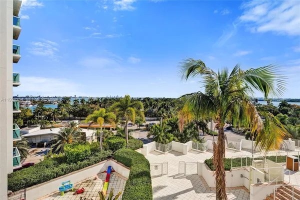 $3,500 | 7900 Harbor Island Drive, Unit 711, North Bay Village, FL 33141