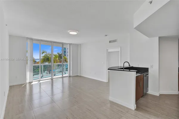 $3,500 | 7900 Harbor Island Drive, Unit 711, North Bay Village, FL 33141