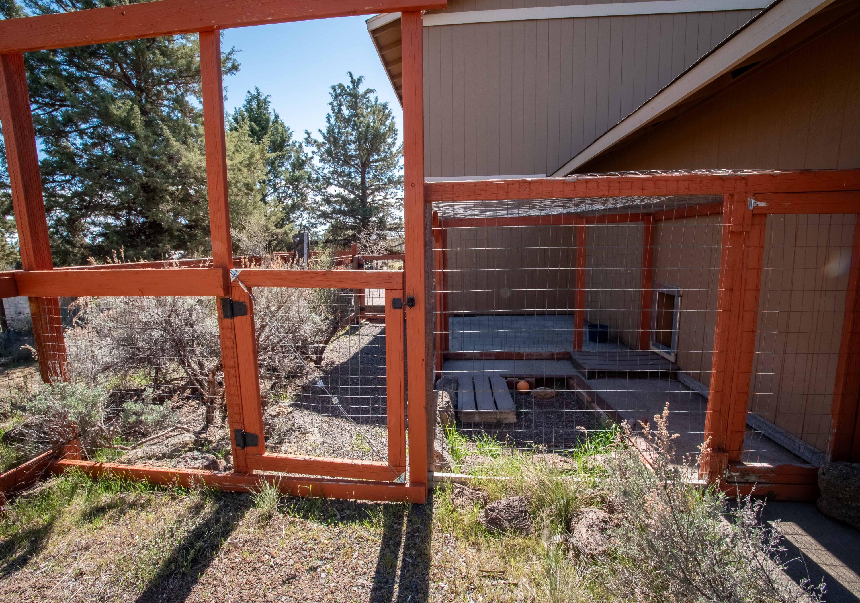 60965 Ward Road Bend, OR 97702 - Photo 33 of 50 60965-WARD-RD-SML-51