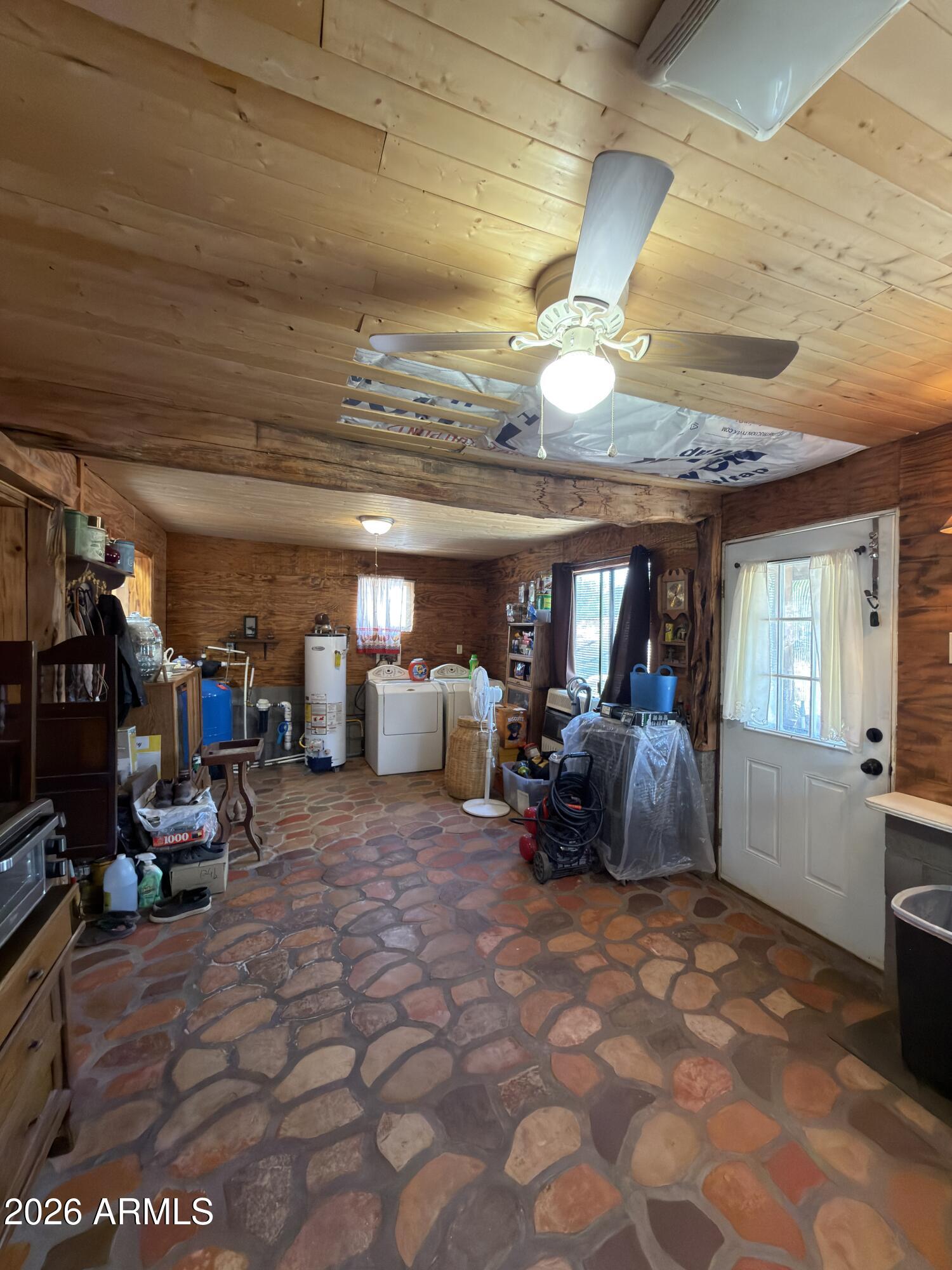 21750 Ranch Road Williams, AZ 86046 - Photo 16 of 47 Indoor Storage Room