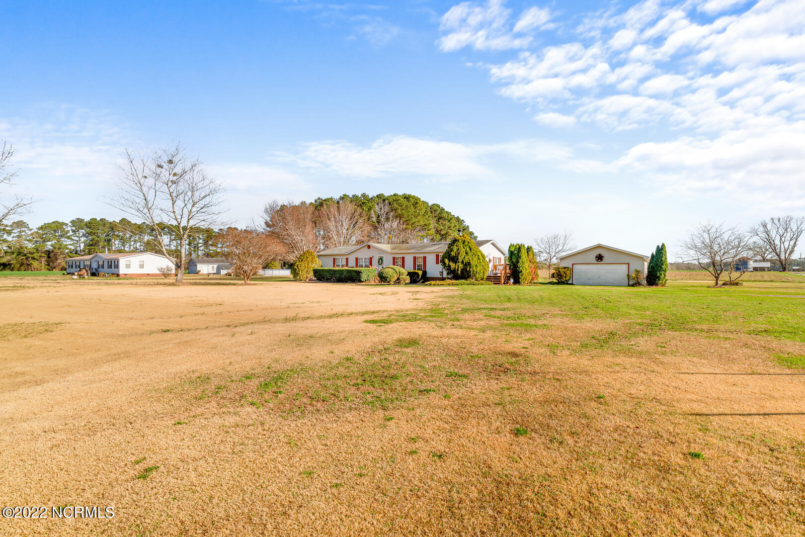 283 Futrell Road Richlands, NC 28574 - Photo 3 of 47 2