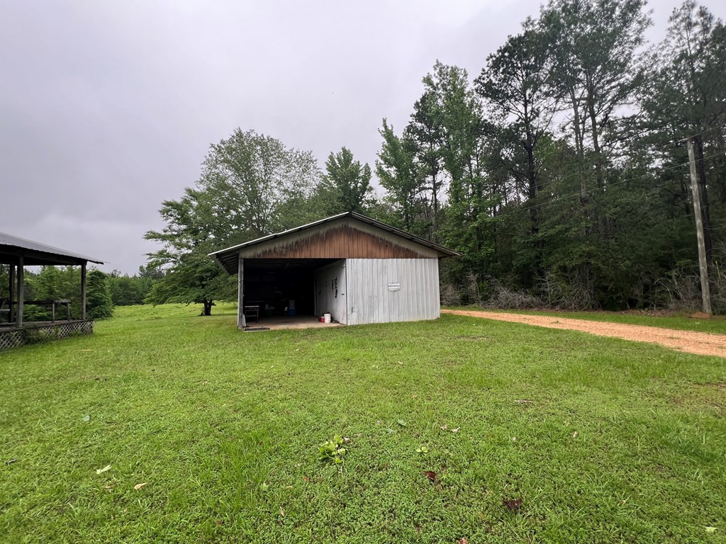 5862 Lucas Road Liberty, MS 39645 - Photo 7 of 14 Photo 7