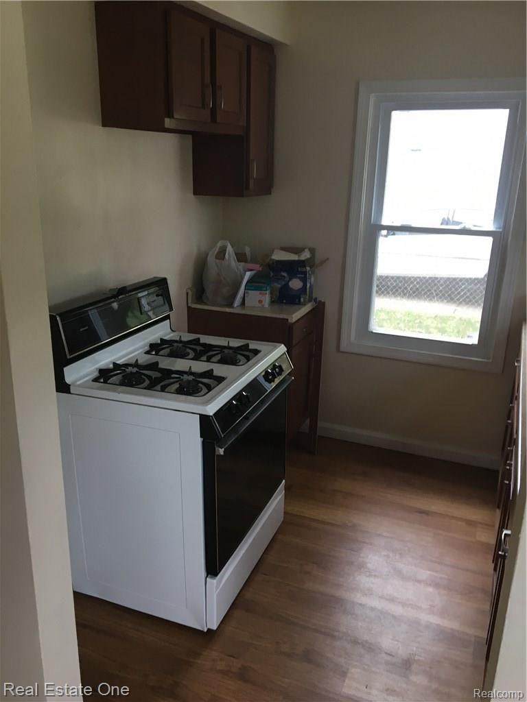 14426 Inkster Road Redford, MI 48239 - Photo 13 of 16 IMG_5200.JPG