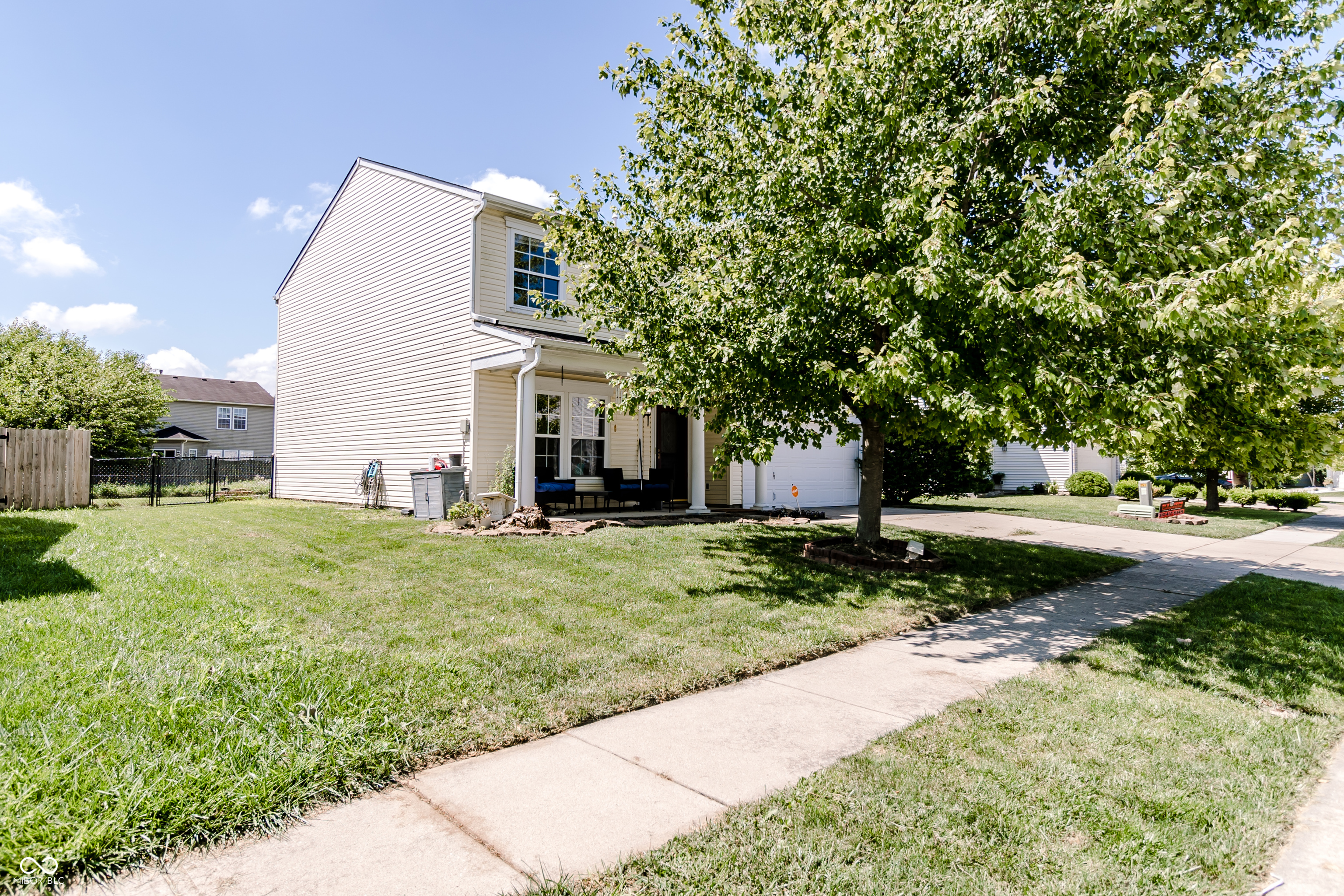 9873 Blue Ridge Way Indianapolis, IN 46234 - Photo 3 of 70