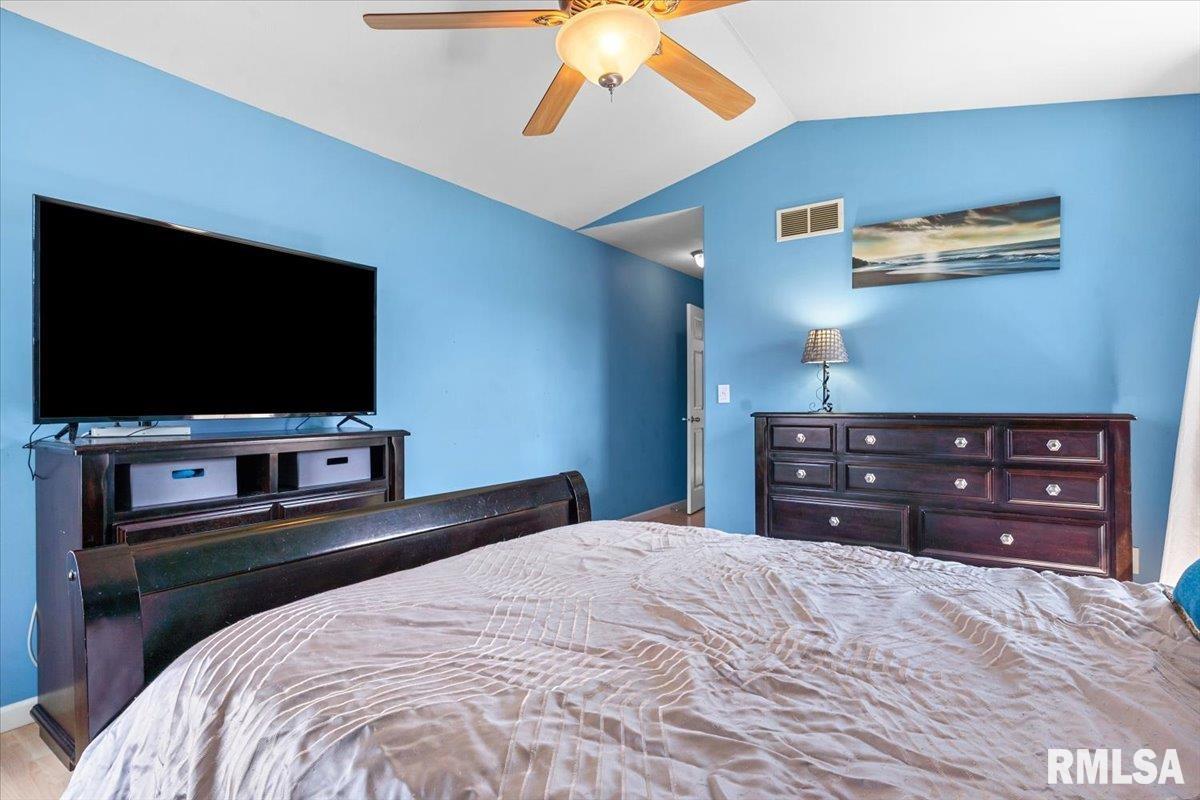 2919 Meadowbrook Road, Unit 13 Springfield, IL 62711 - Photo 21 of 37 Gallery Image 21