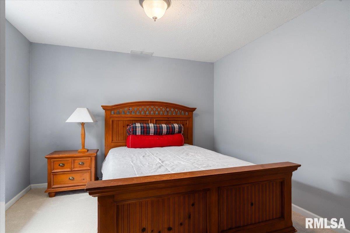 2919 Meadowbrook Road, Unit 13 Springfield, IL 62711 - Photo 31 of 37 Gallery Image 31