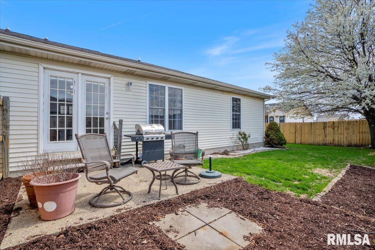 2919 Meadowbrook Road, Unit 13 Springfield, IL 62711 - Photo 35 of 37 Gallery Image 35
