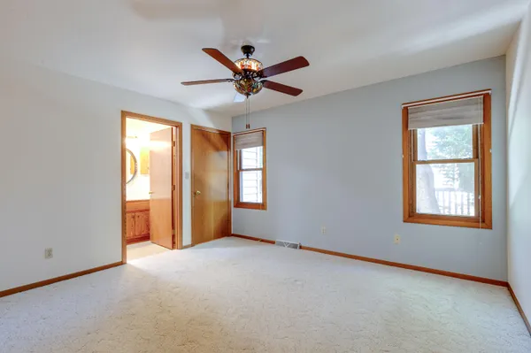 $264,000 | 3810 Wyoming Way, Unit 2, Caledonia, WI 53404