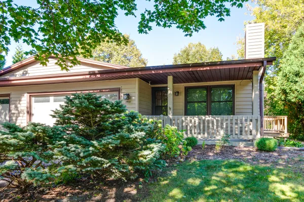 $264,000 | 3810 Wyoming Way, Unit 2, Caledonia, WI 53404