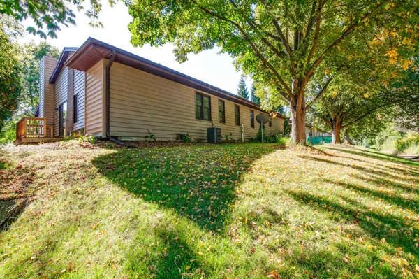 $264,000 | 3810 Wyoming Way, Unit 2, Caledonia, WI 53404