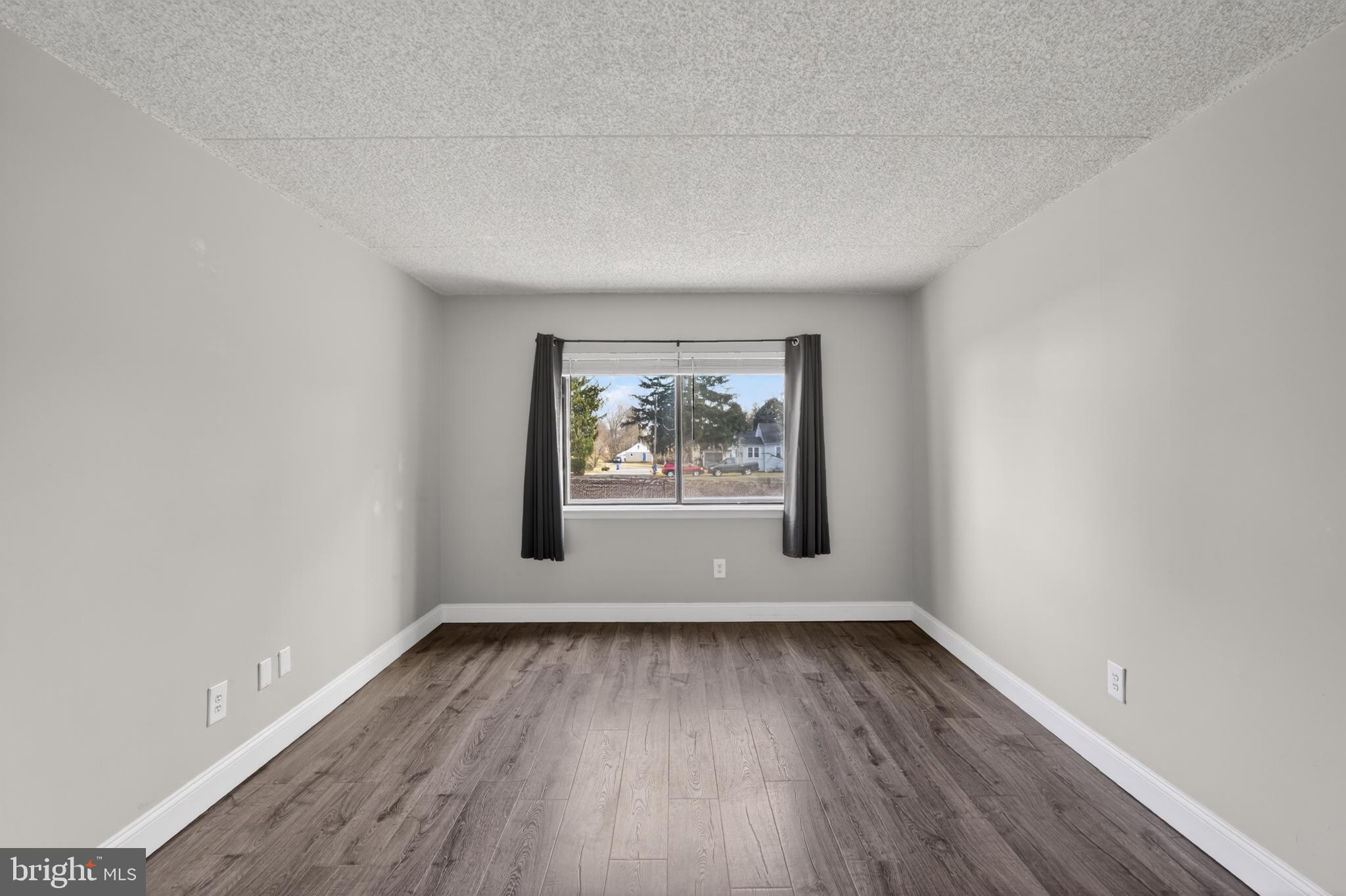364 Saybrook Lane Wallingford, PA 19086 - Photo 10 of 14 Bright and airy room with scenic views.