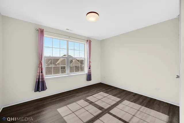 $4,900 | 2159 Coral Lane, Glenview, IL 60026