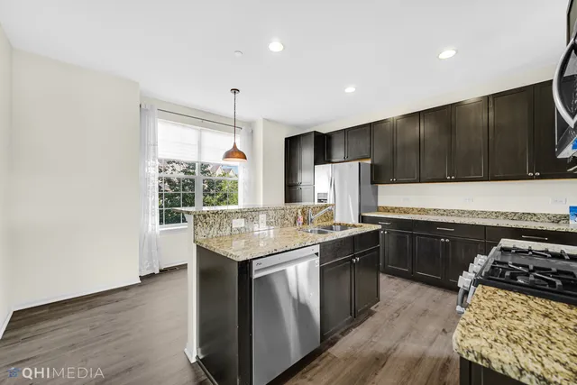 $4,900 | 2159 Coral Lane, Glenview, IL 60026