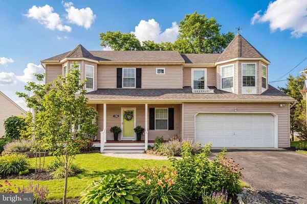 $775,000 | 136 West End Avenue, Island Heights, NJ 08732