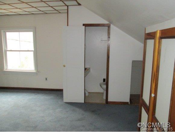 1502 Watershed Road Mars Hill, NC 28754 - Photo 18 of 24 Gallery Image 18
