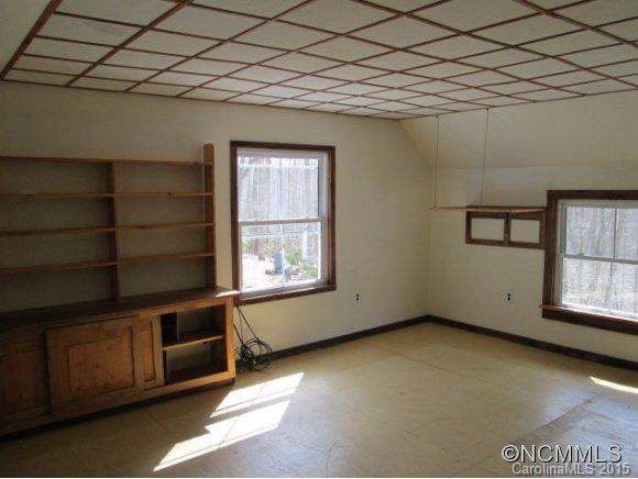 1502 Watershed Road Mars Hill, NC 28754 - Photo 19 of 24 Gallery Image 19