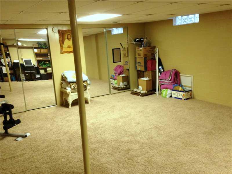 3865 Morefield Road Hermitage, PA 16148 - Photo 23 of 25 Basement/Game Room.