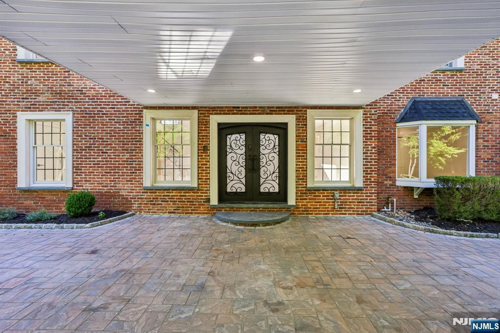 1050 Ramapo Valley Road Mahwah, NJ 07430 - Photo 7 of 50