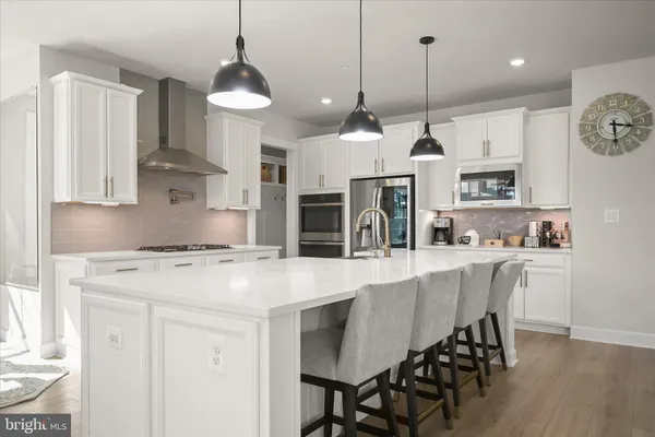 $1,394,000 | 7936 Lawndale Circle, Columbia, MD 21044