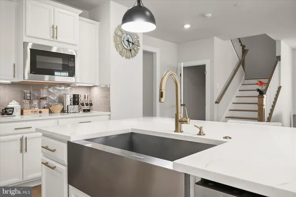 $1,394,000 | 7936 Lawndale Circle, Columbia, MD 21044