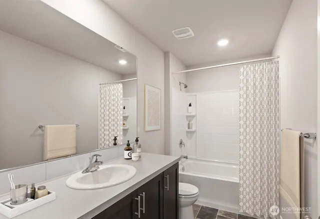 $2,899 | 18726 Lipoma Place East, Puyallup, WA 98374