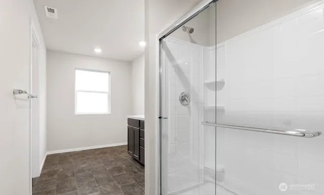 $2,899 | 18726 Lipoma Place East, Puyallup, WA 98374