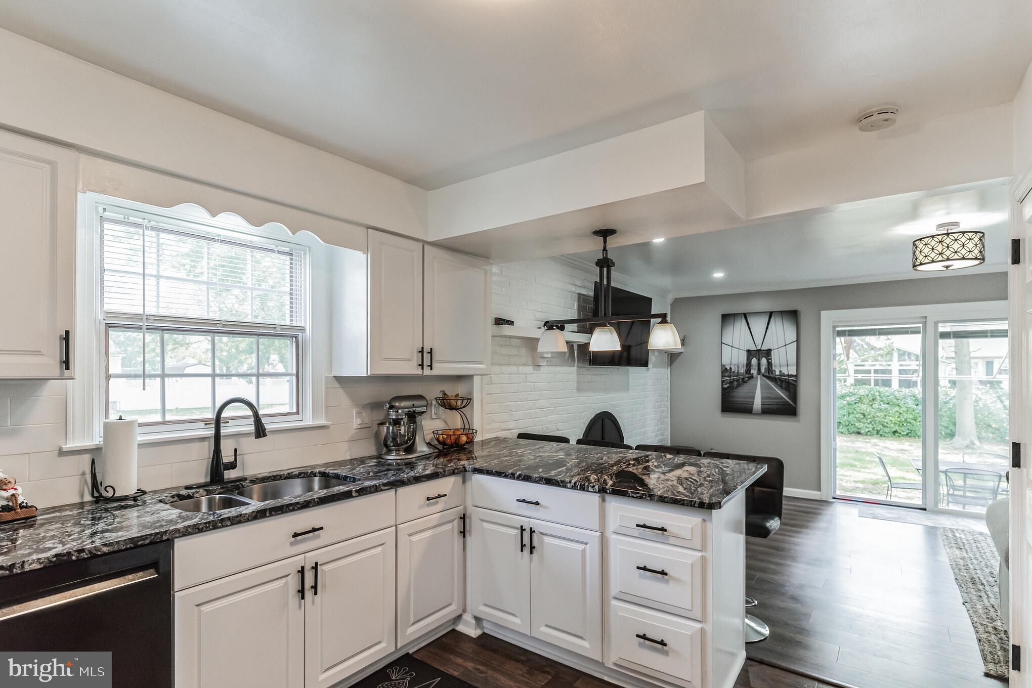 2400 Yellowstone Road Cinnaminson, NJ 08077 - Photo 4 of 32