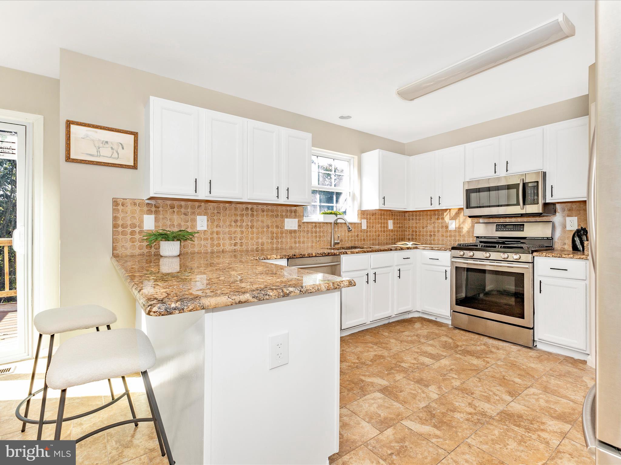 6223 Cliffside Terrace Frederick, MD 21701 - Photo 8 of 52 Kitchen
