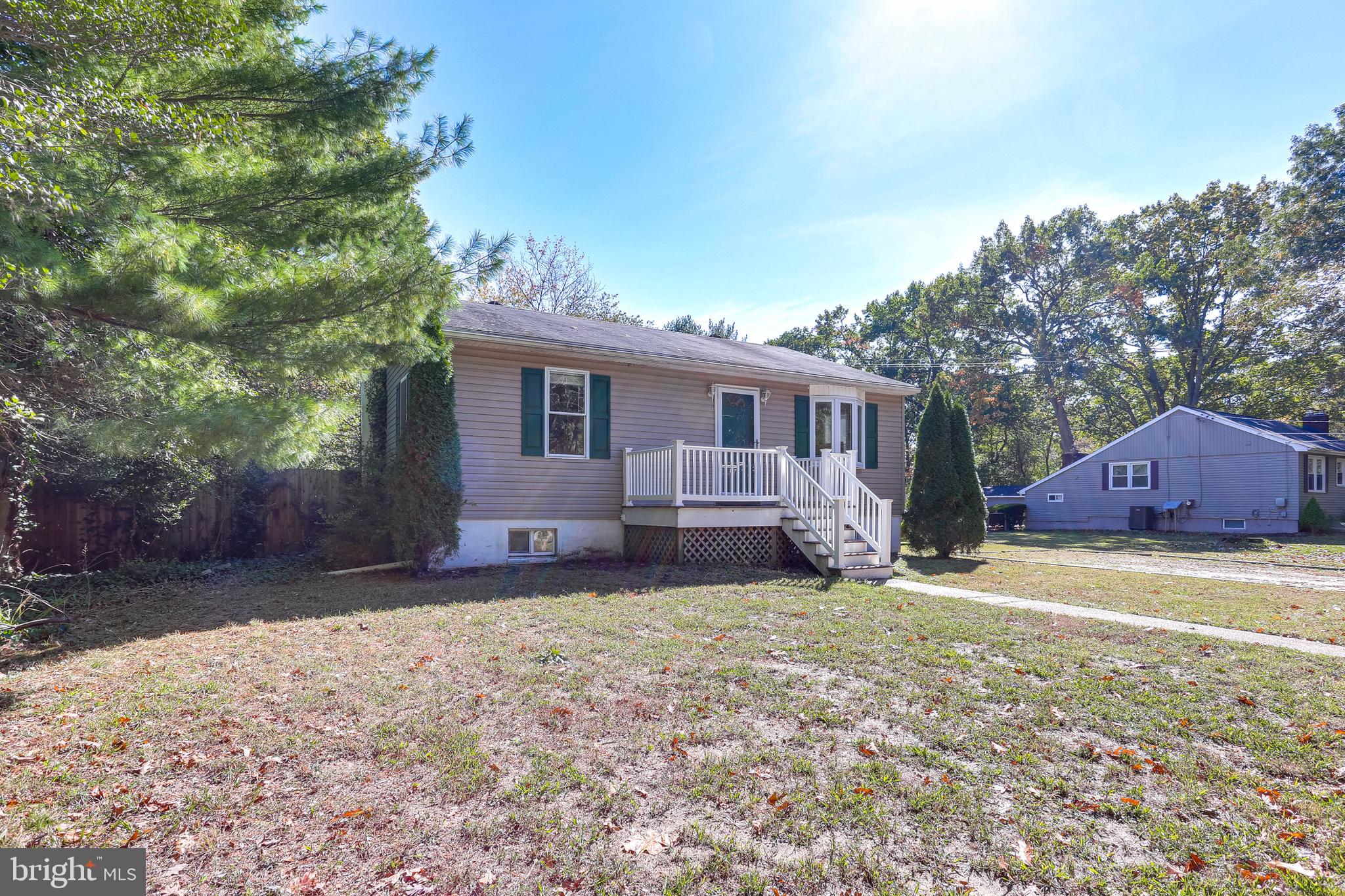 8419 Garland Road Pasadena, MD 21122 - Photo 3 of 33 Gallery Image 3