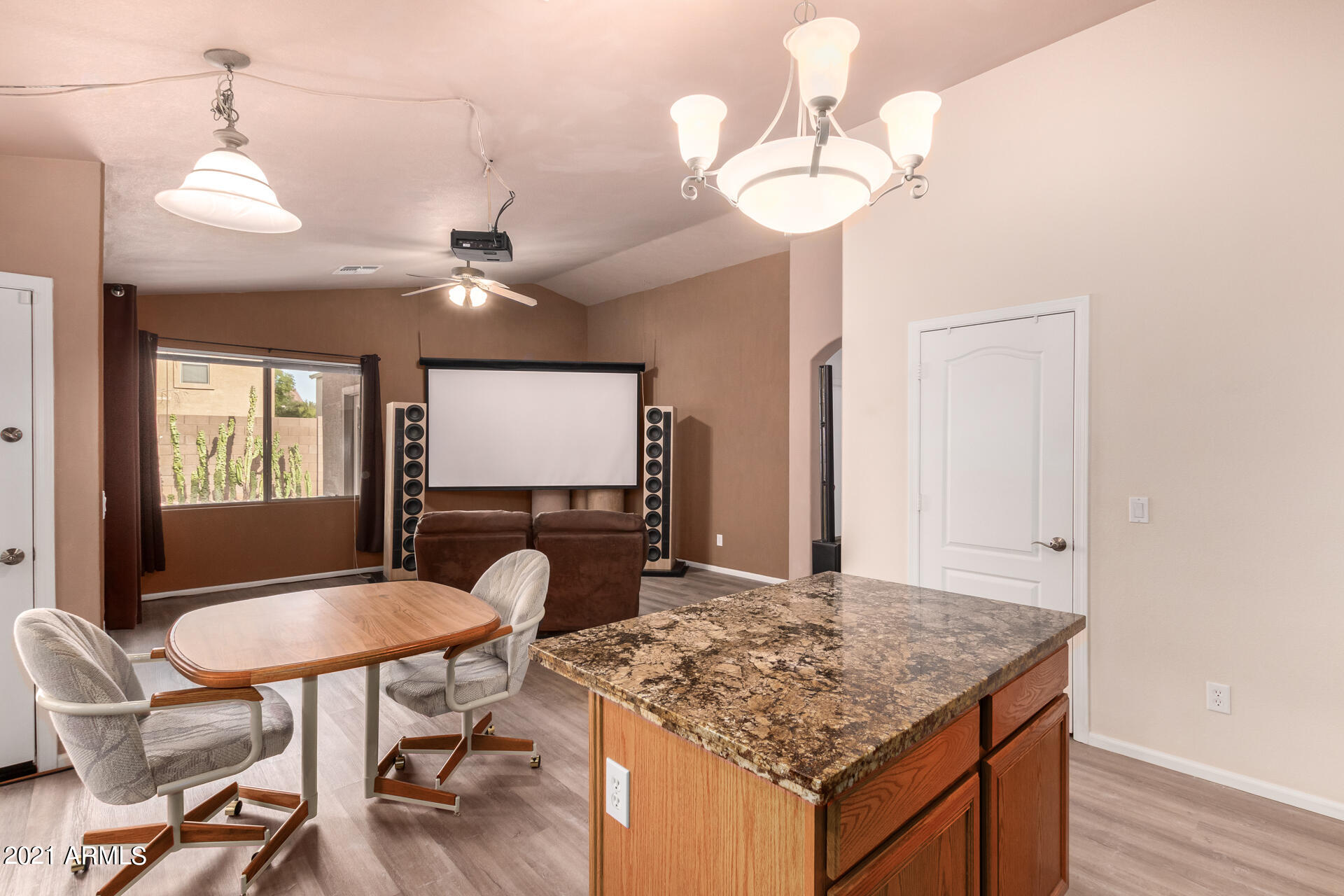 16580 West Rimrock Street Surprise, AZ 85388 - Photo 10 of 41 10 Rimrock
