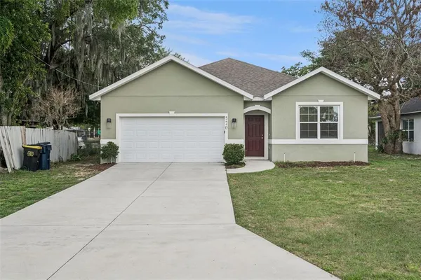 $337,500 | 520 Lemon Street, Auburndale, FL 33823