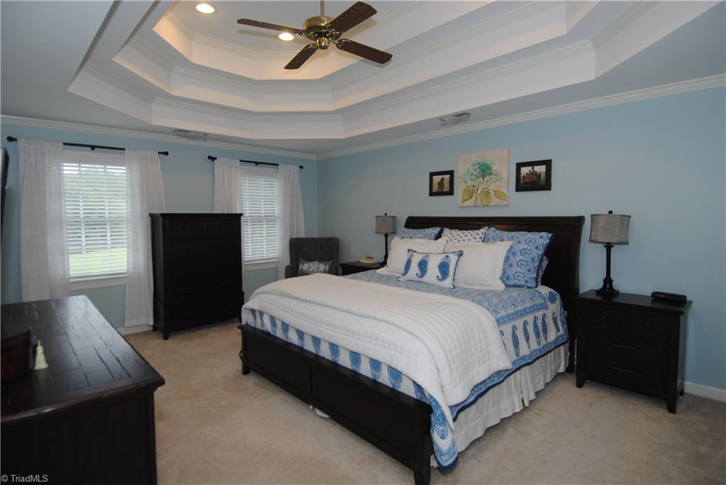 8008 Glengarriff Road Clemmons, NC 27012 - Photo 11 of 26 Gallery Image 11