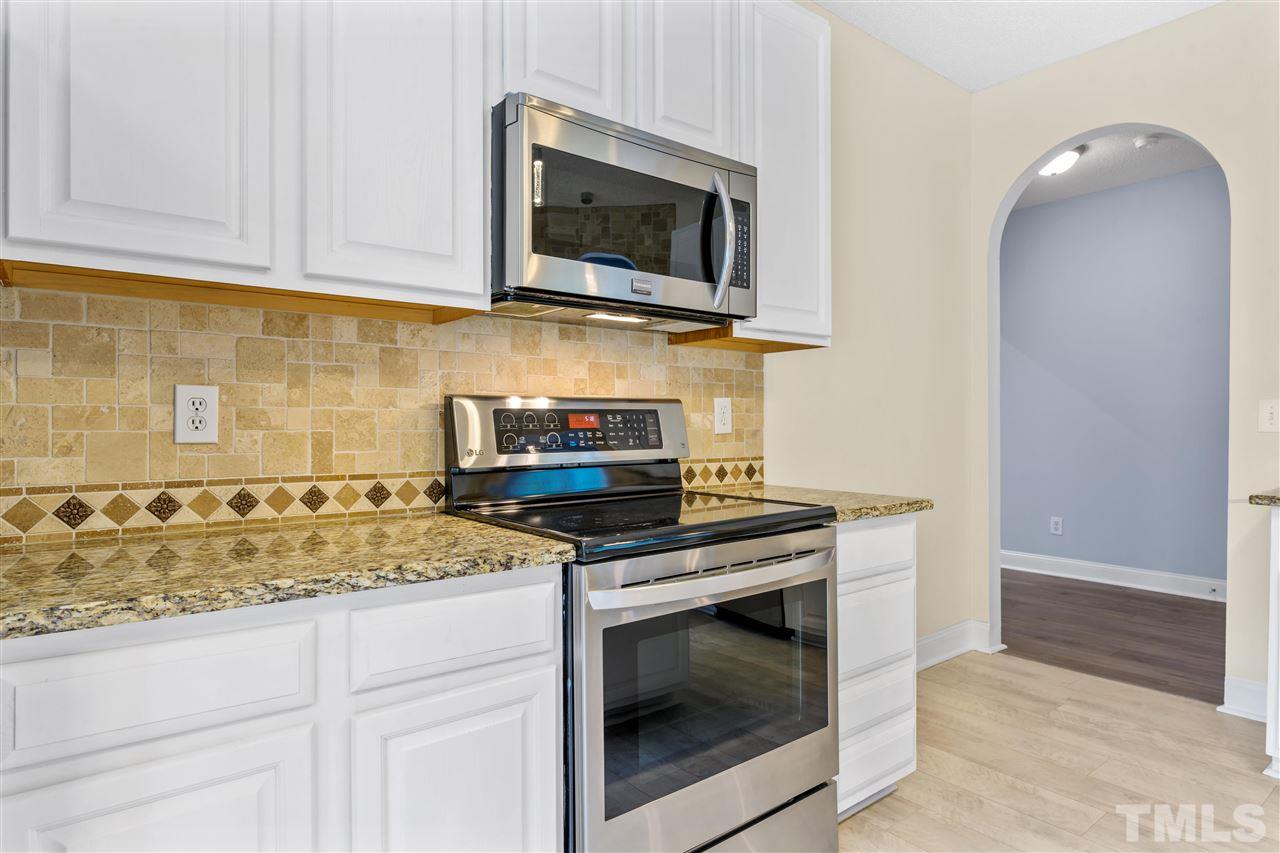 7601 Overland Trail Raleigh, NC 27615 - Photo 11 of 30 Stainless Steel Appliances