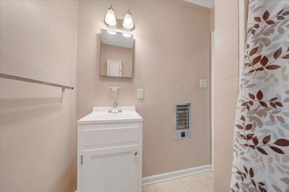 7888 Botetourt Road Fincastle, VA 24090 - Photo 22 of 36 22-MIB05616