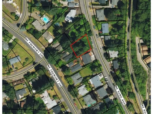 $99,900 | 2715 Northeast 92nd Avenue, Portland, OR 97220