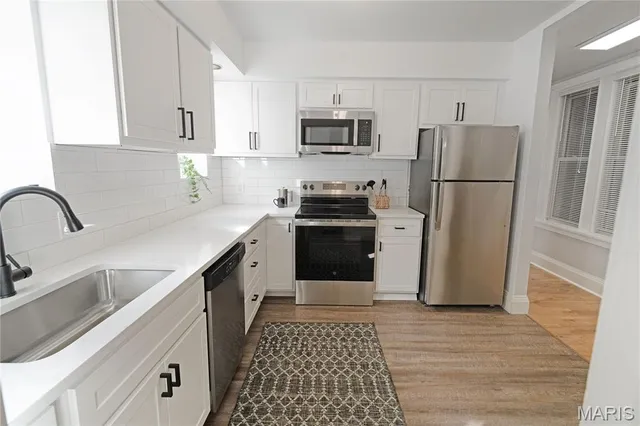 $2,650 | 4512 Westminster Place, St. Louis, MO 63108