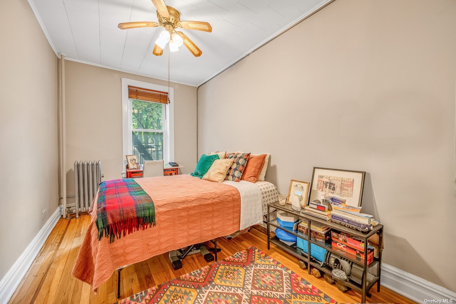 18-31 Ditmars Boulevard Queens, NY 11105 - Photo 15 of 23