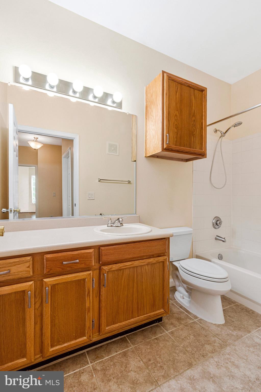 1600 Spring Gate Dr., Unit 2202 McLean, VA 22102 - Photo 12 of 36