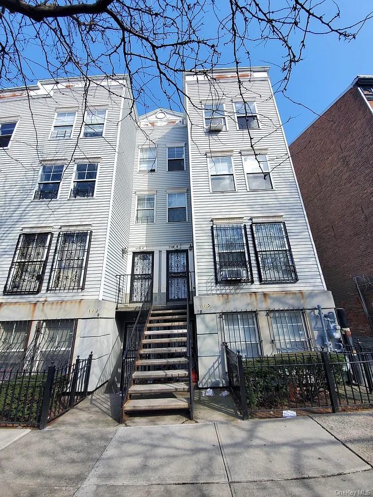 115 Vanderbilt Avenue, Unit 115A Brooklyn, NY 11205 - Photo 1 of 10 front view of a building