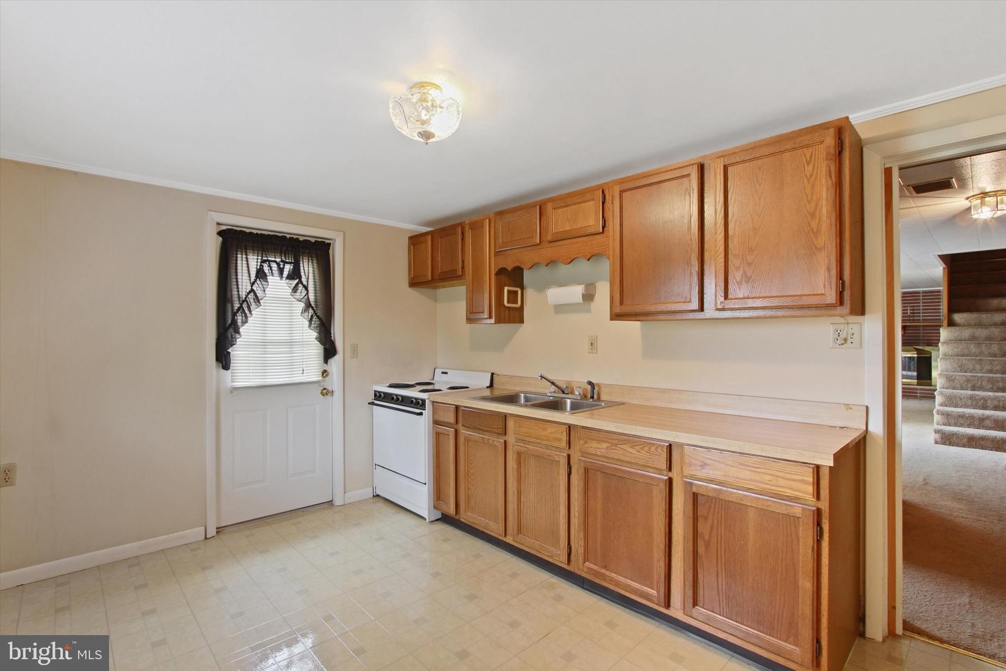 206 Rutledge Road New Freedom, PA 17349 - Photo 14 of 26